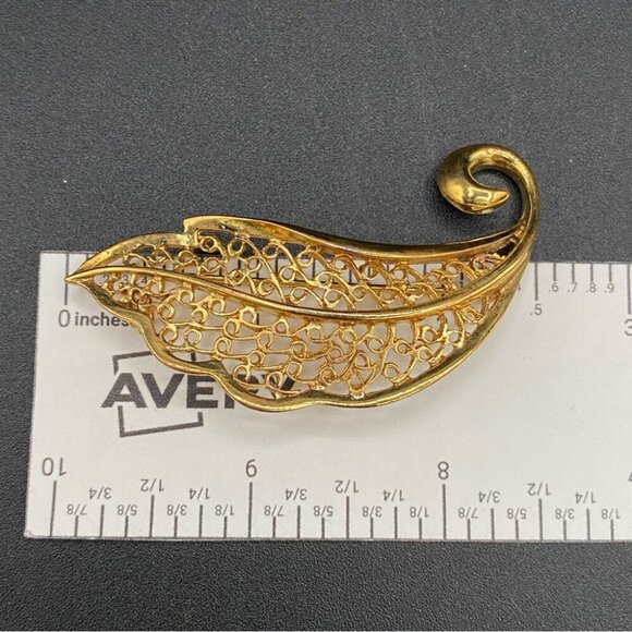 Vintage Anne Klein II Gold Plated Filigree Leaf Brooch - Picture 3 of 11